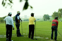 1���̃X�P�W���[���͓n�q���I�������R�[�X�ɂ���Ă΂�΂�