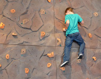 ���Ȃ��̃X�|�[�c���w�͉��̂��߁H